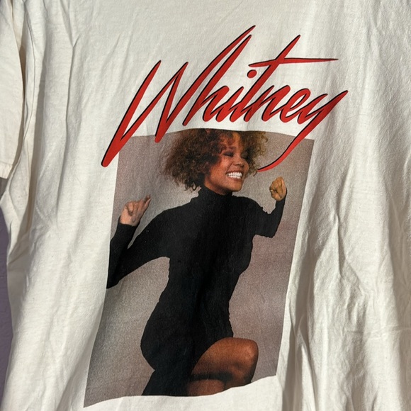 Whitney Houston Graphic Tee Shirt - Picture 3 of 5